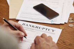 Bankruptcy with Precision